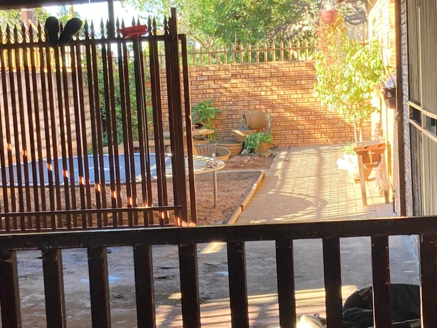 2 Bedroom Property for Sale in Bodorp North West